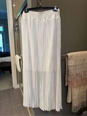 Chico's White Pleated Maxi Skirt